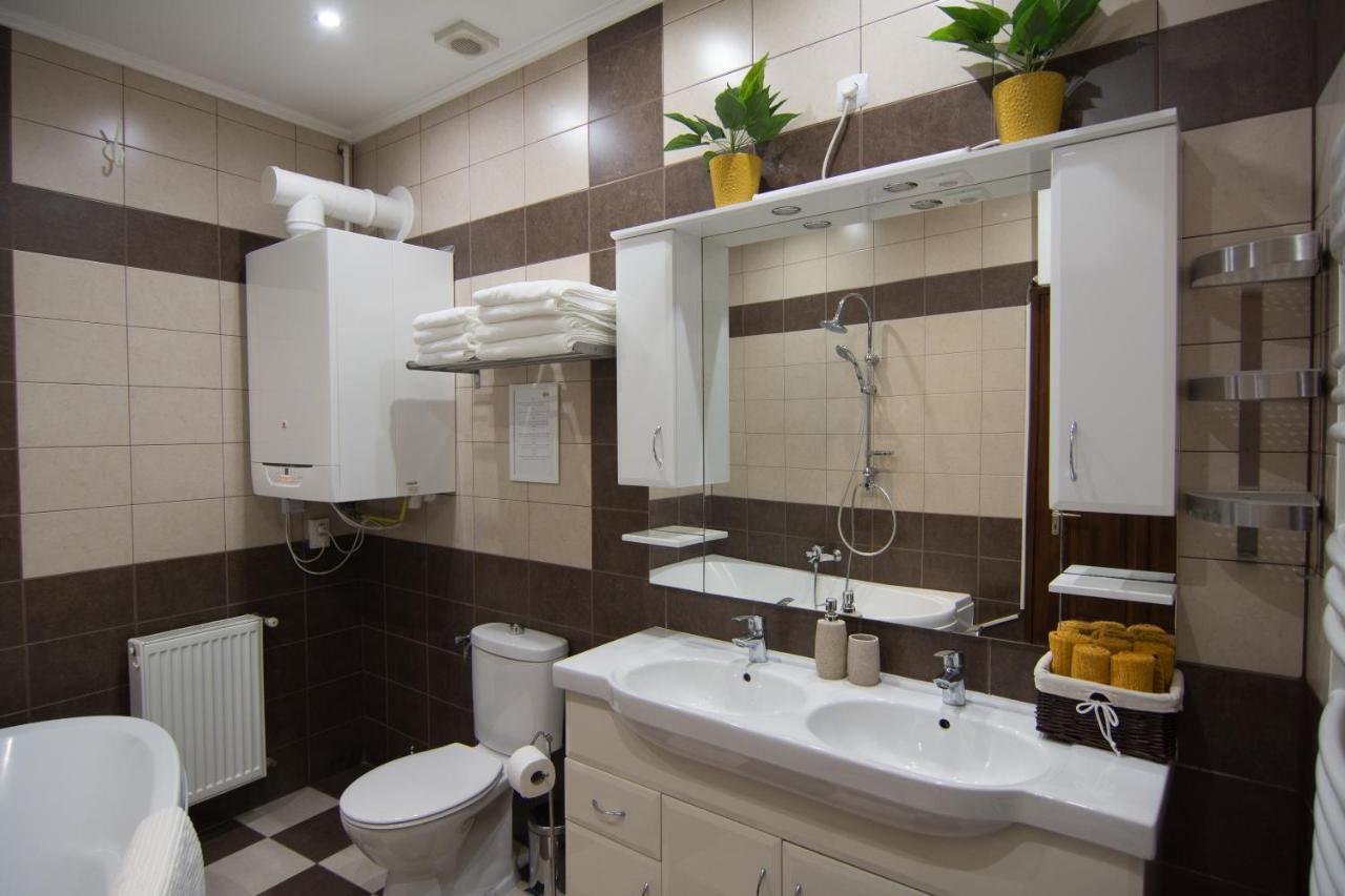 Cork Apartman Eger Zewnętrze zdjęcie